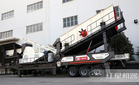 車載流動錘式破碎機(jī)多少錢？產(chǎn)量多高？